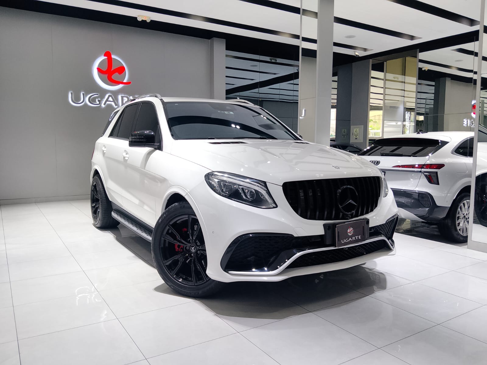 MERCEDES-BENZ GLE400 4MATIC 2017