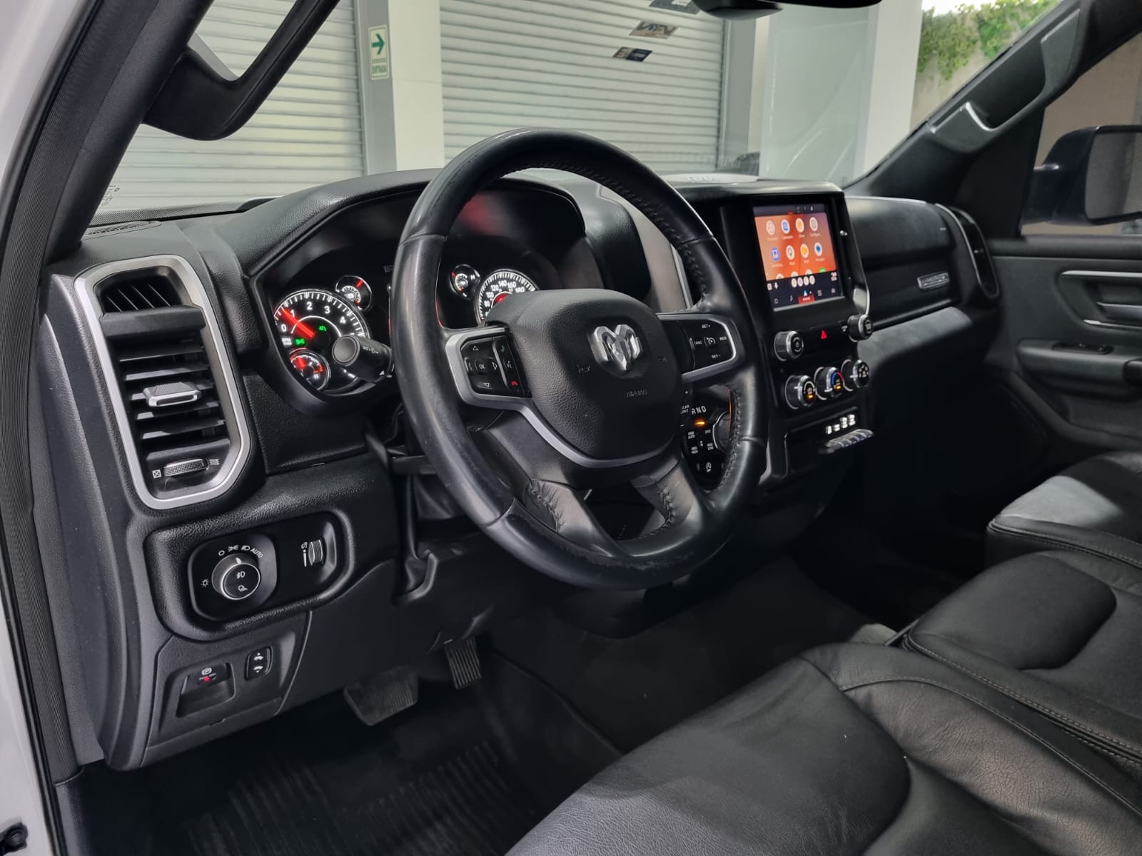 RAM 1500 BIG HORN CREW CAB 2022