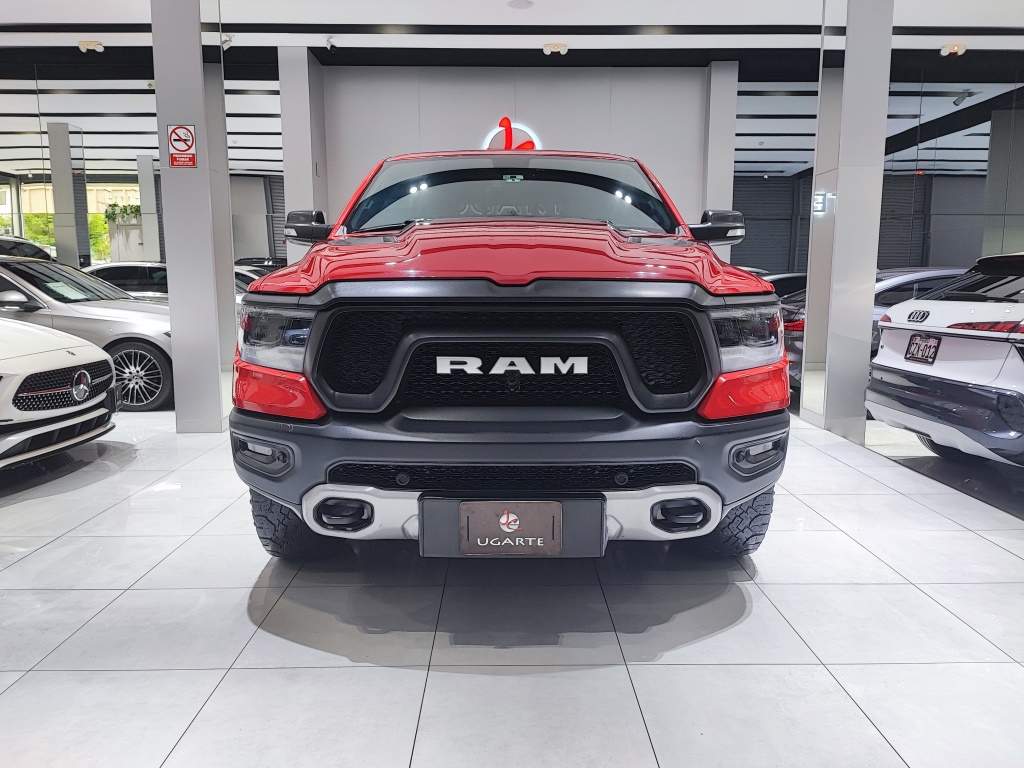 RAM 1500 REBEL CREW CAB 2020
