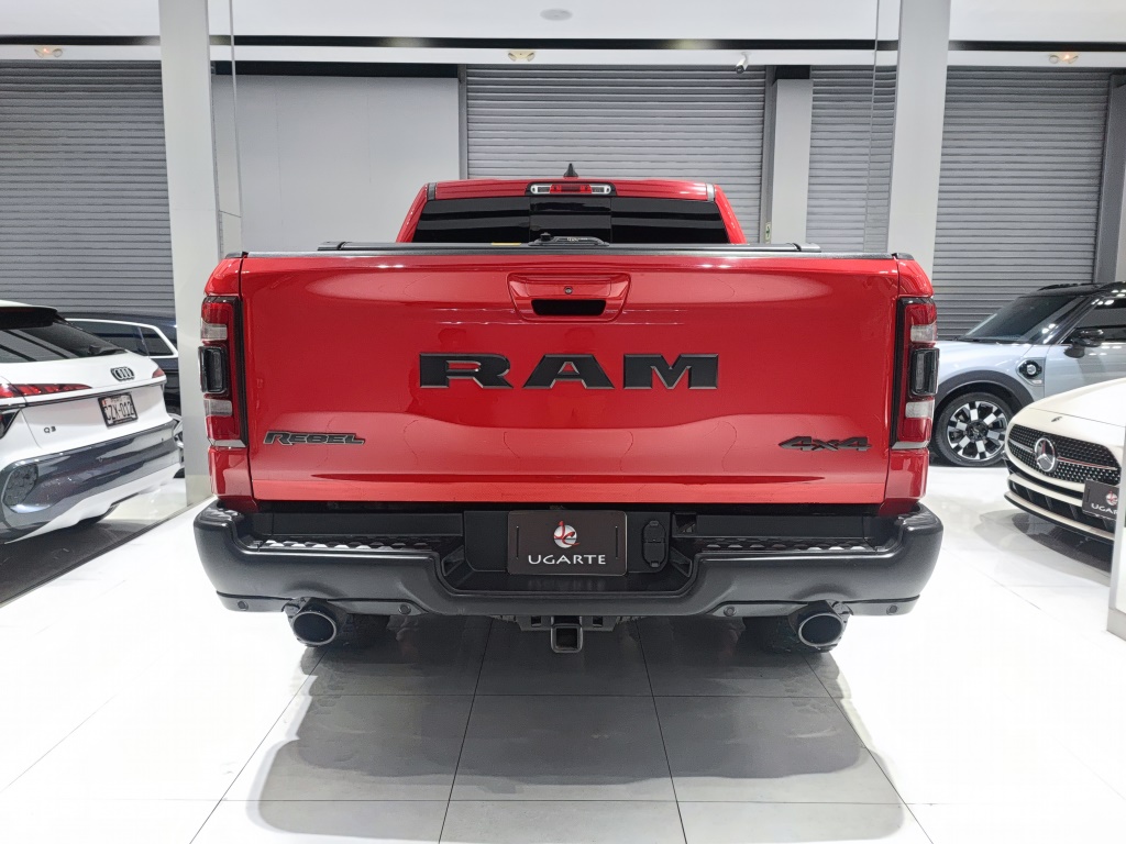 RAM 1500 REBEL CREW CAB 2020