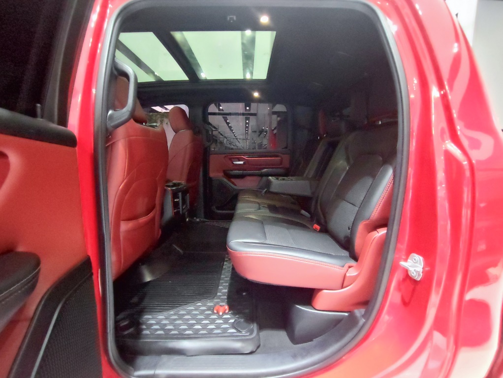 RAM 1500 REBEL CREW CAB 2020