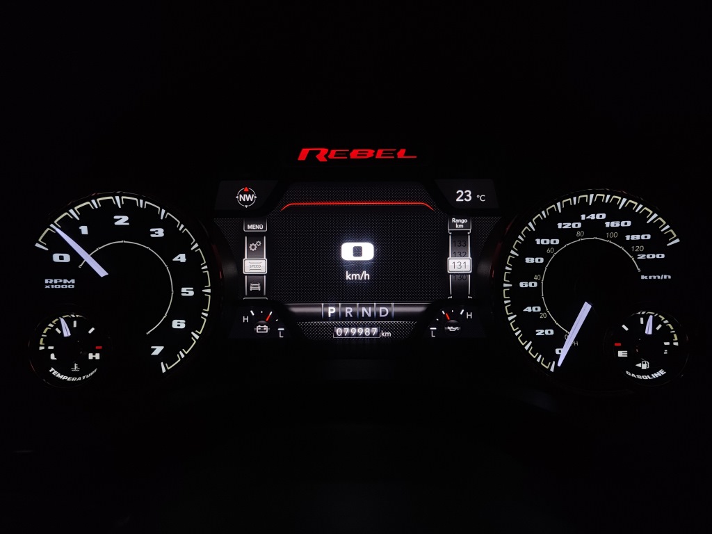 RAM 1500 REBEL CREW CAB 2020