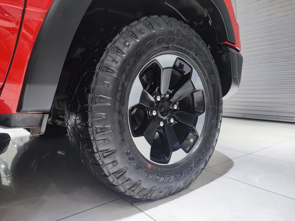 RAM 1500 REBEL CREW CAB 2020